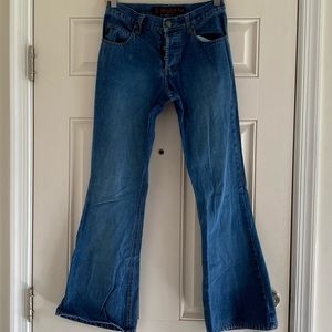 Vintage 90s Mudd Yo! Butterfly Button Clasp Blur Denim Flare Jeans Size 7/8 Boho